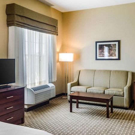 Mainstay Suites Hackberry Sportsman'S Lodge Dış mekan fotoğraf