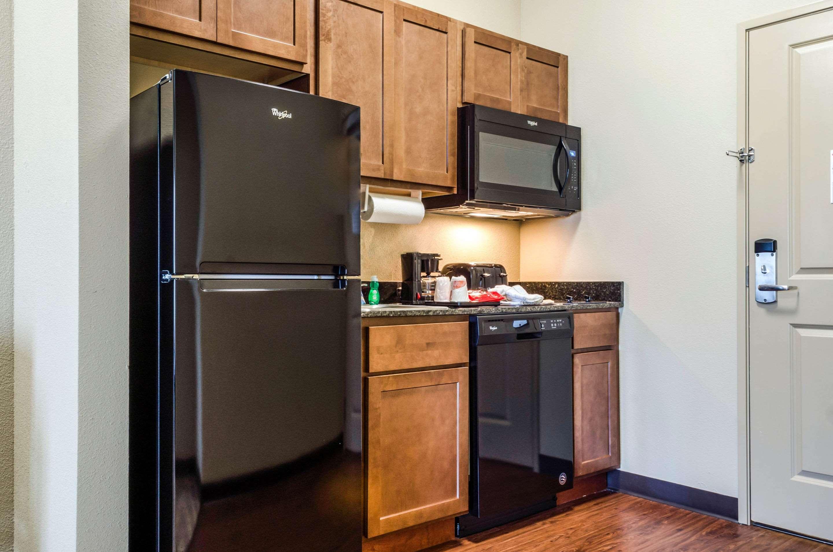 Mainstay Suites Hackberry Sportsman'S Lodge Dış mekan fotoğraf
