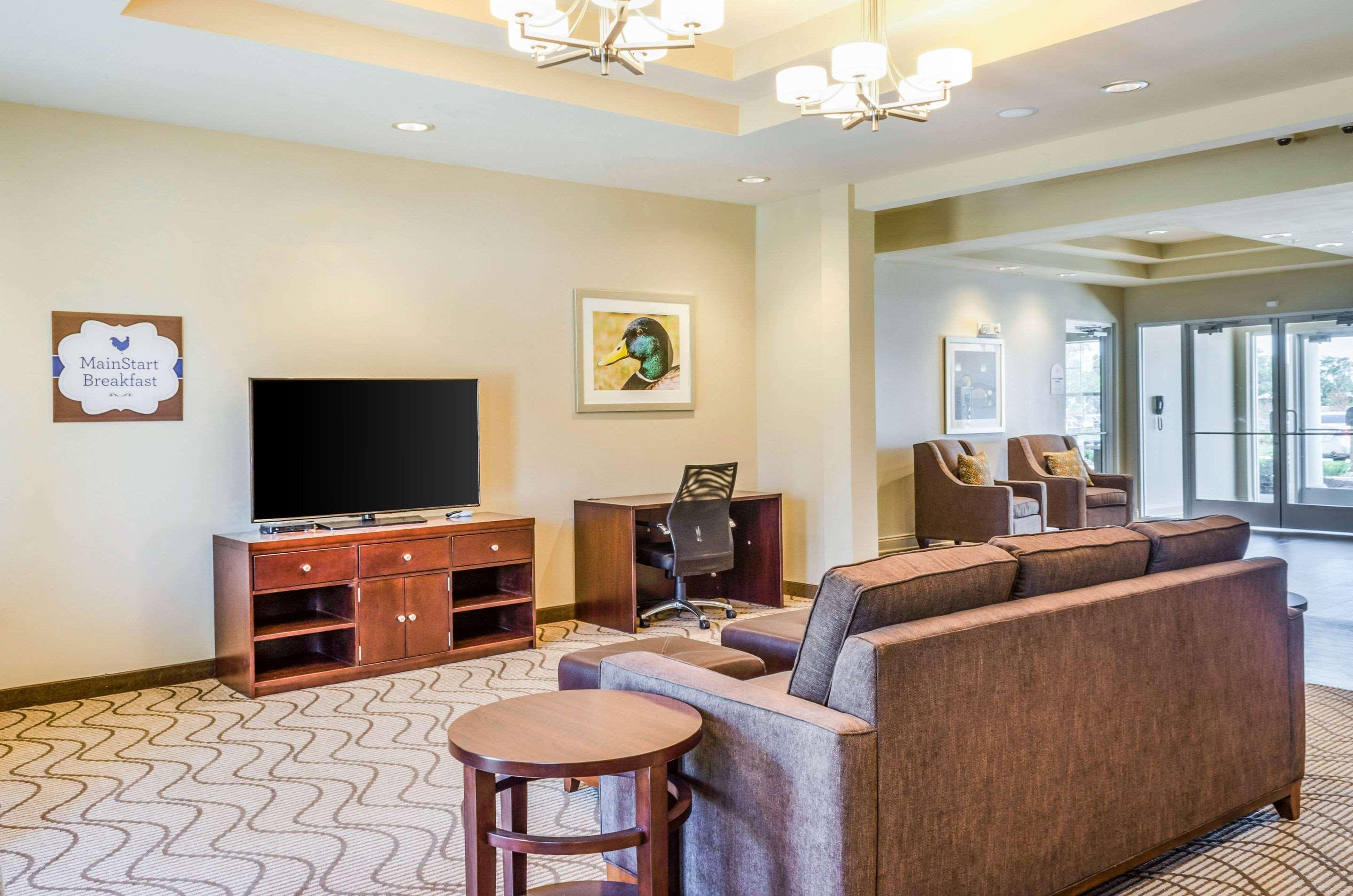 Mainstay Suites Hackberry Sportsman'S Lodge Dış mekan fotoğraf