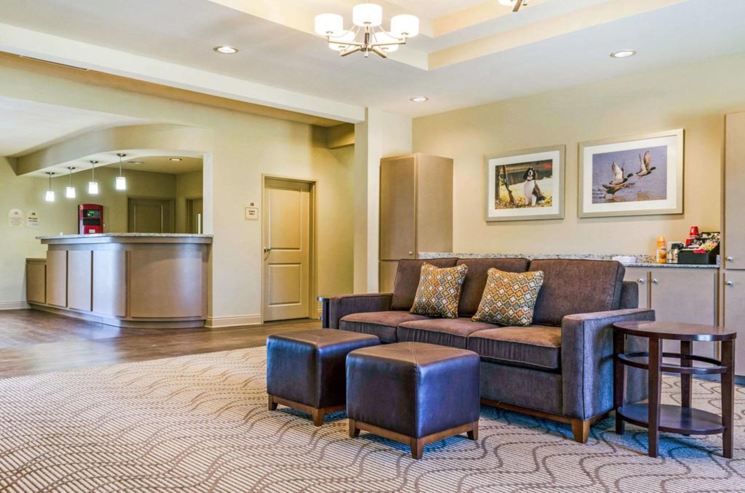 Mainstay Suites Hackberry Sportsman'S Lodge Dış mekan fotoğraf