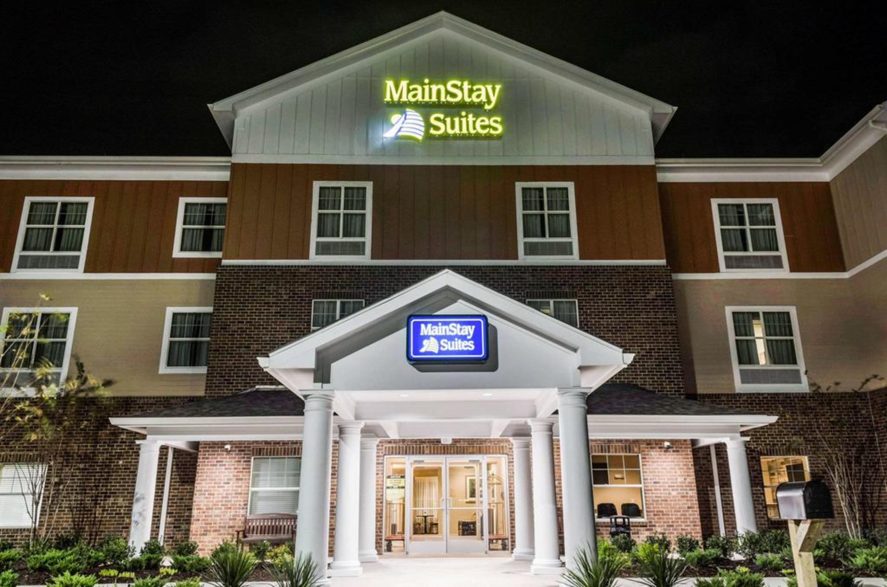 Mainstay Suites Hackberry Sportsman'S Lodge Dış mekan fotoğraf