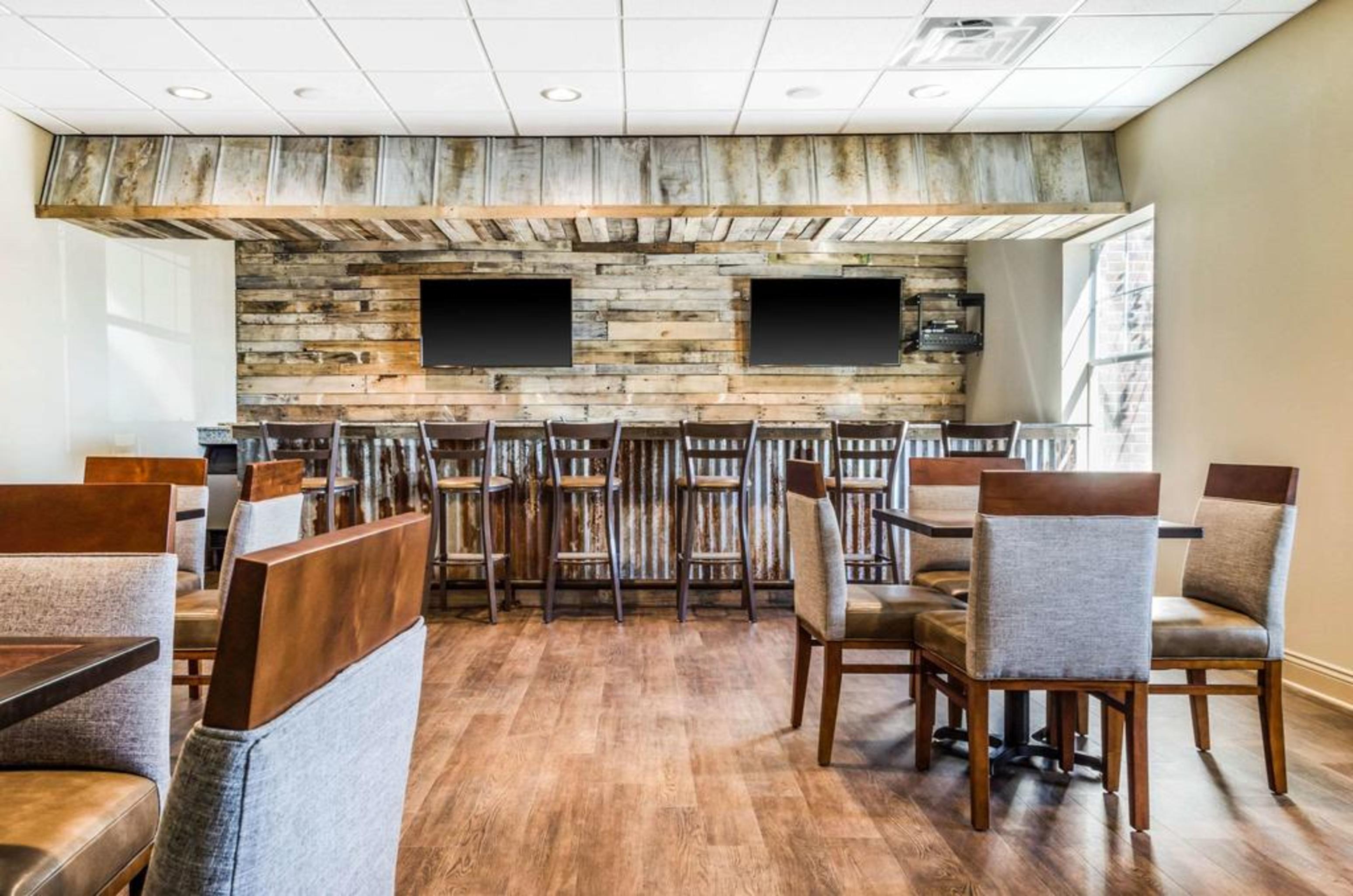 Mainstay Suites Hackberry Sportsman'S Lodge Dış mekan fotoğraf