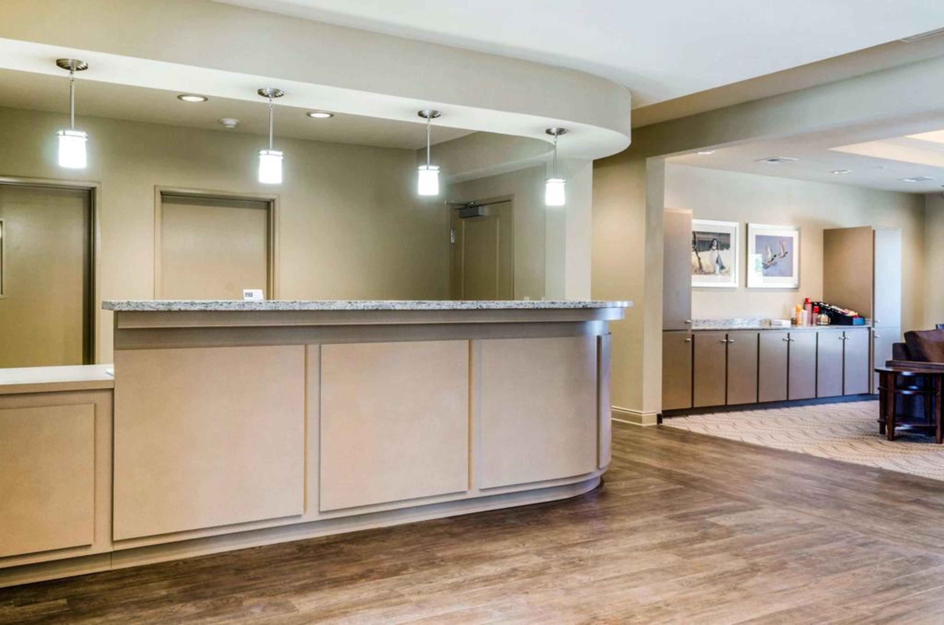 Mainstay Suites Hackberry Sportsman'S Lodge Dış mekan fotoğraf